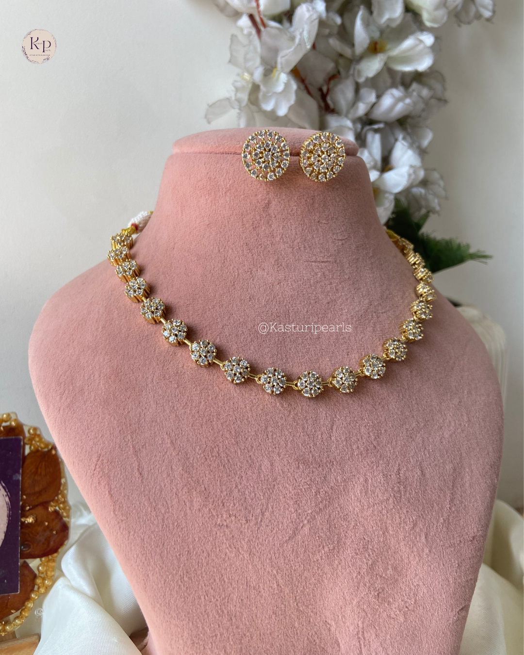 Jyoti Antique gold Neckset