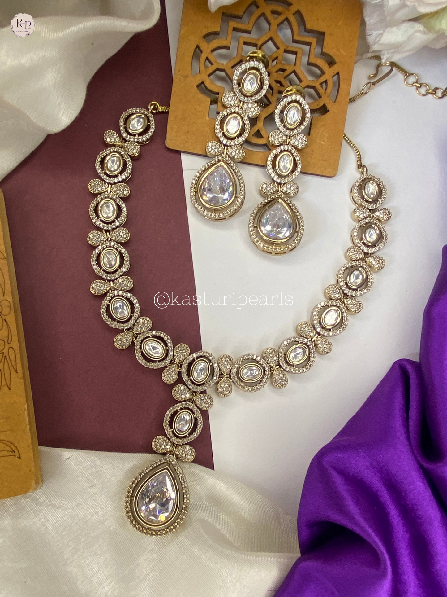 Kanchi Victorian Necklace set