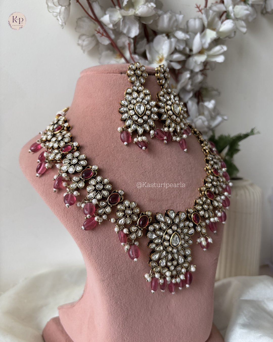 Keona Mehendi Polish Kundan Neckset
