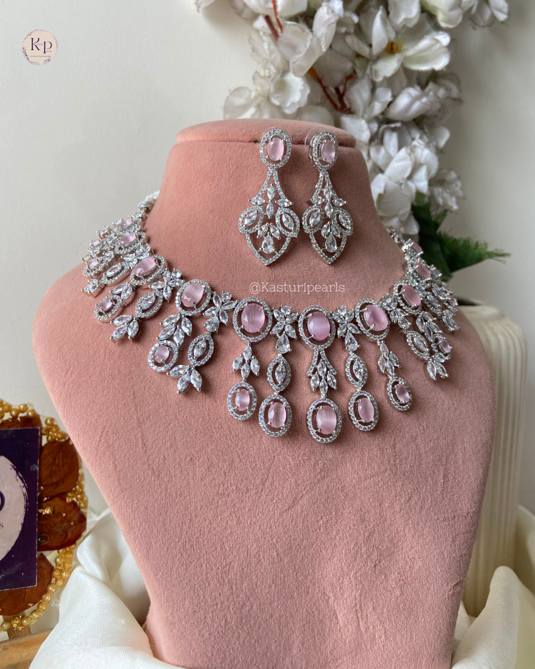 Lavika Pink Ad Neckset