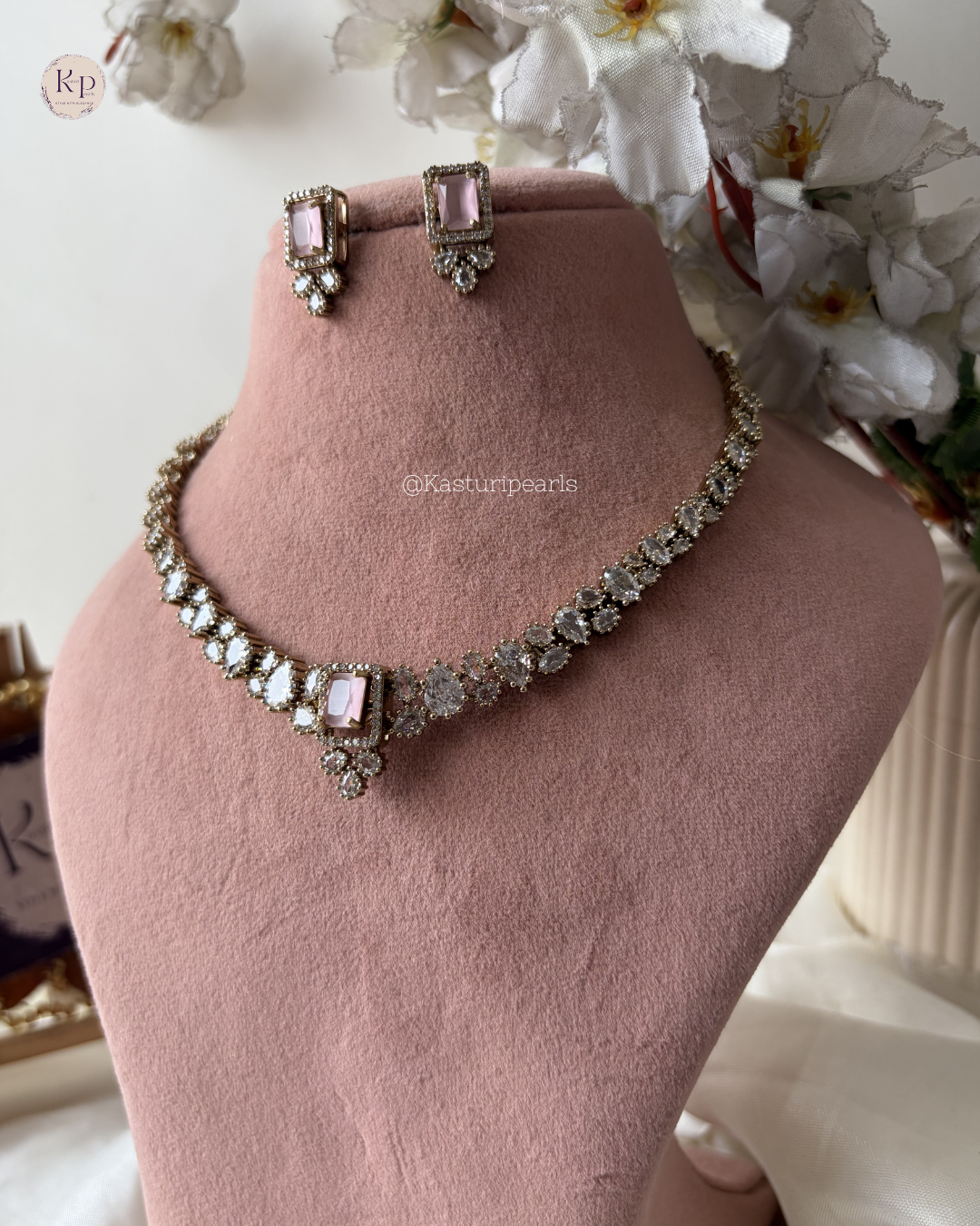 Mahira Victorian Polish Neckset