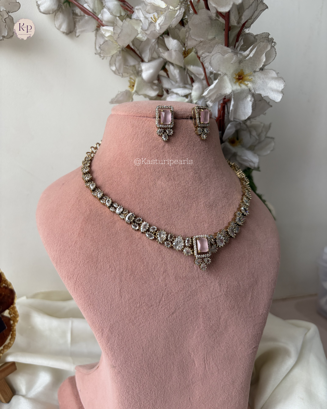 Mahira Victorian Polish Neckset