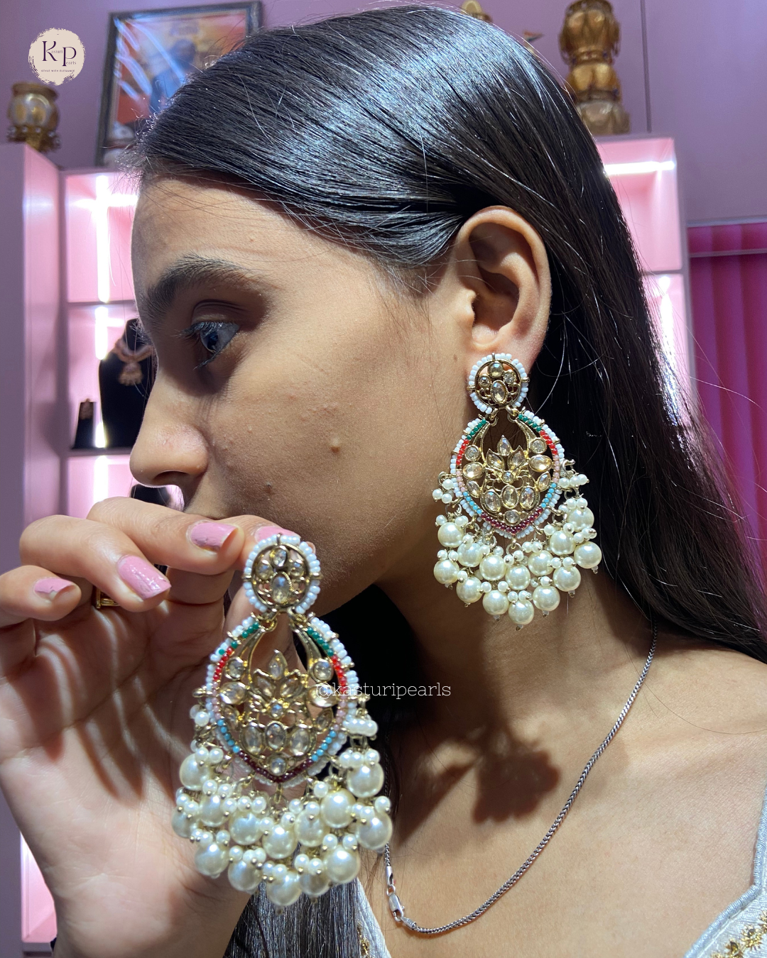 Giya Multi chandbali