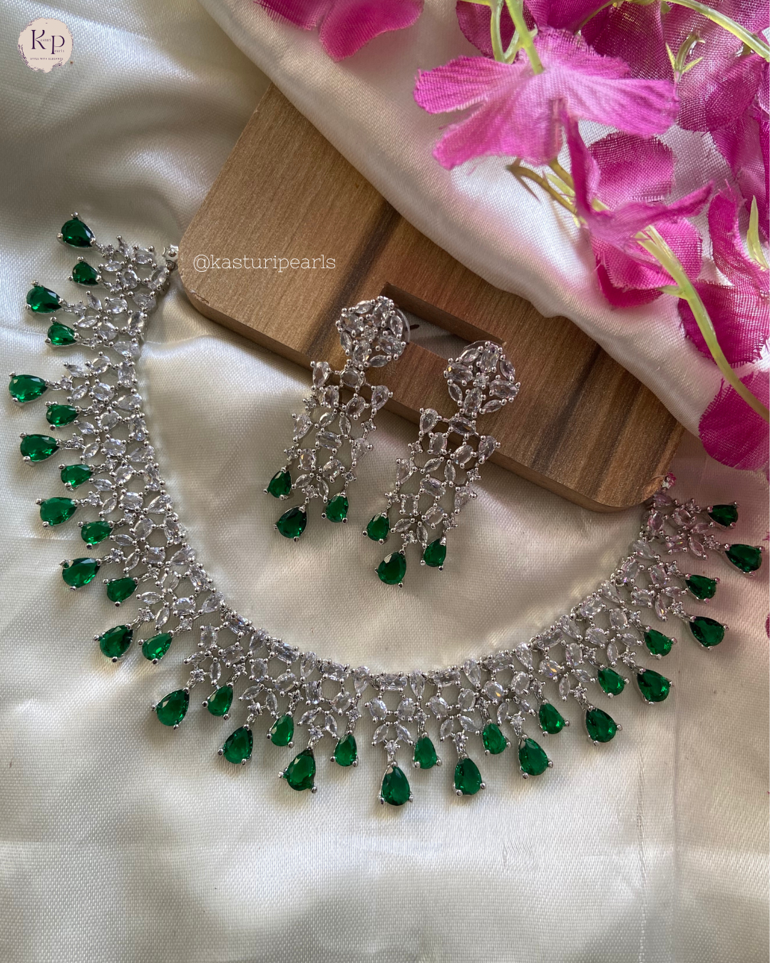 Mickey 2.0 Green AD Neckset