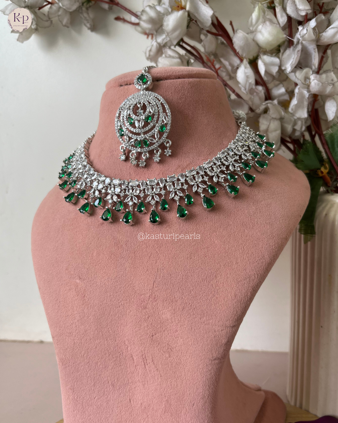 Mickey Green AD Neckset