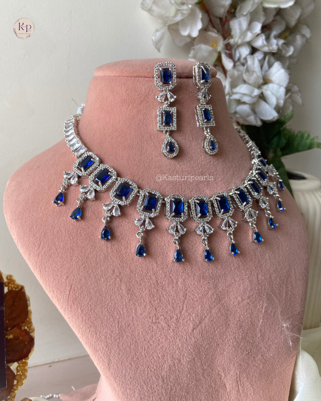 Mokshita Blue Ad Necklace set