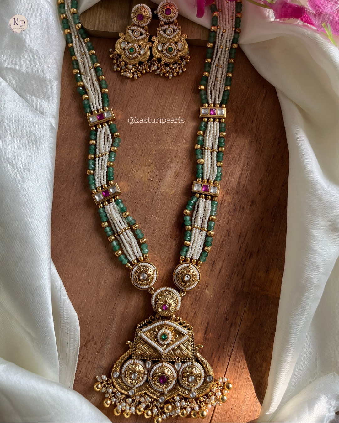 Mukta Antique Gold Long Neckset