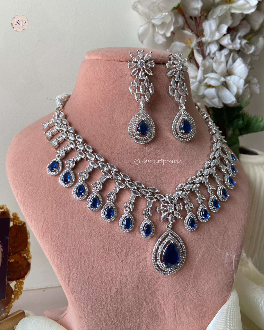 Natasha Blue Ad Necklace set