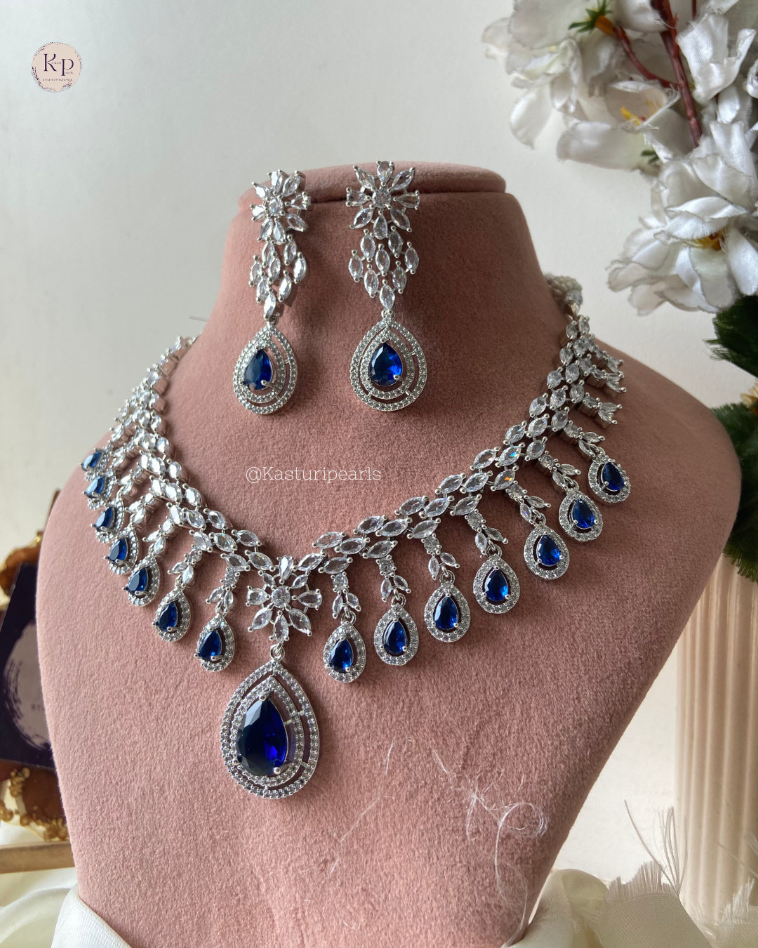 Natasha Blue Ad Necklace set