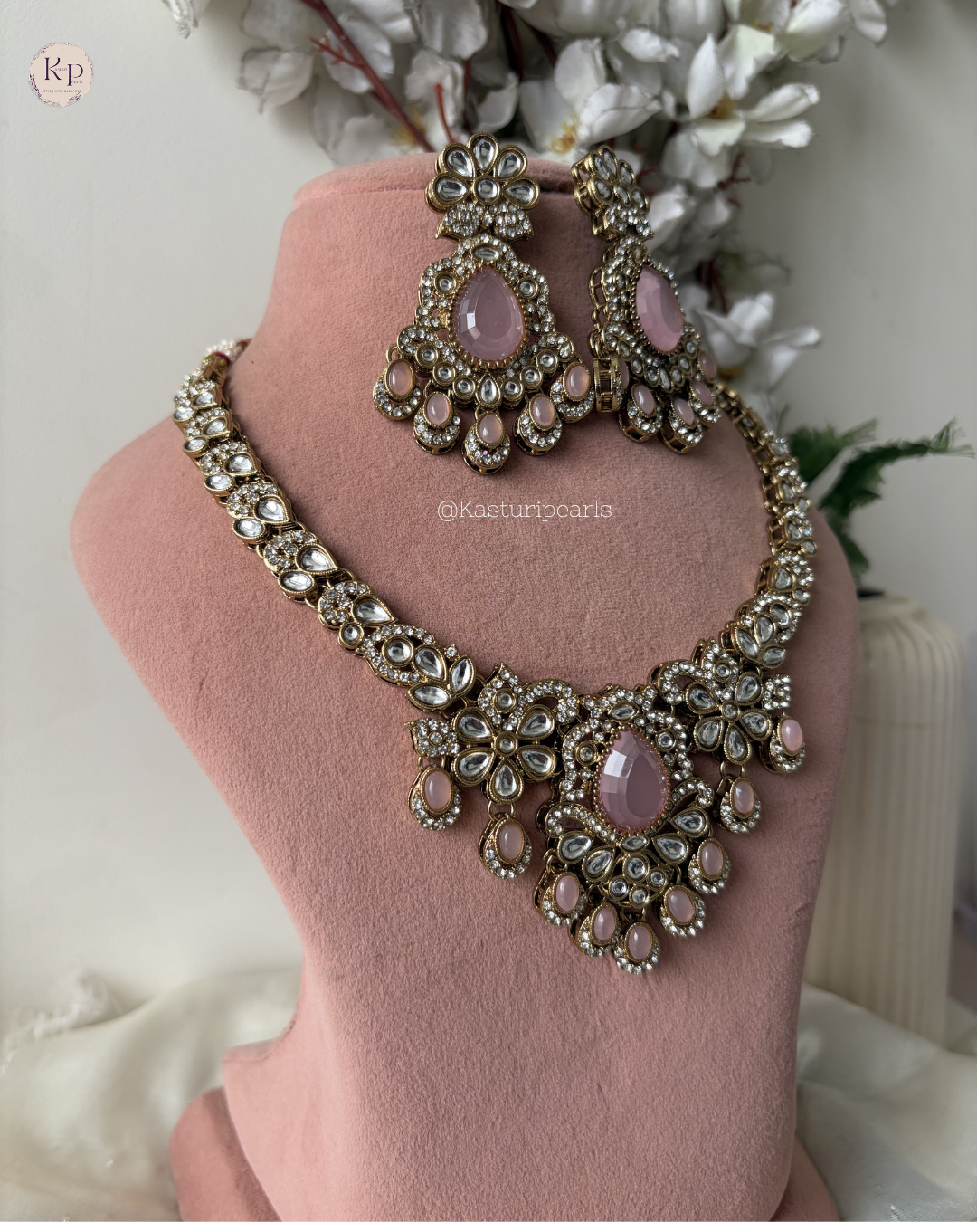 Nitya Mehendi Polish Kundan Neckset