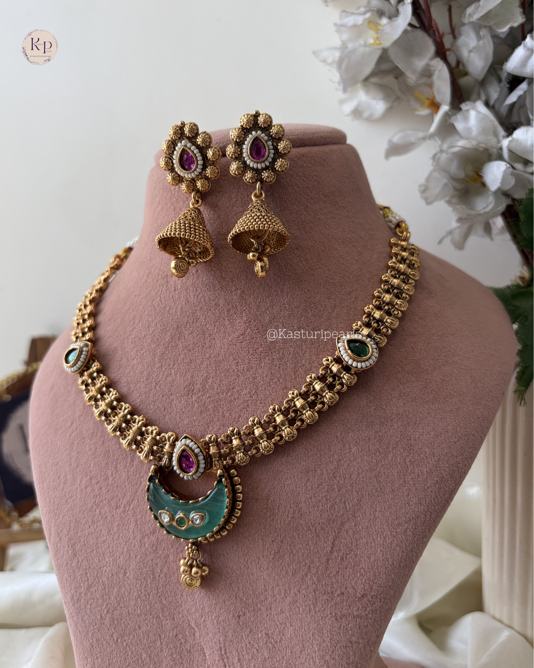 Niya Antique Heritage Necklace set