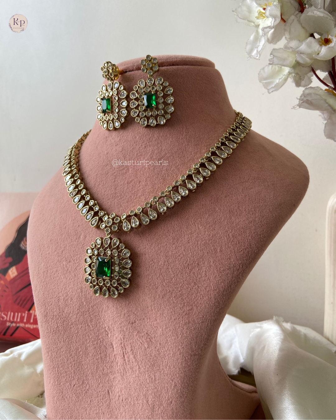 Preeti Victorian  Neckset