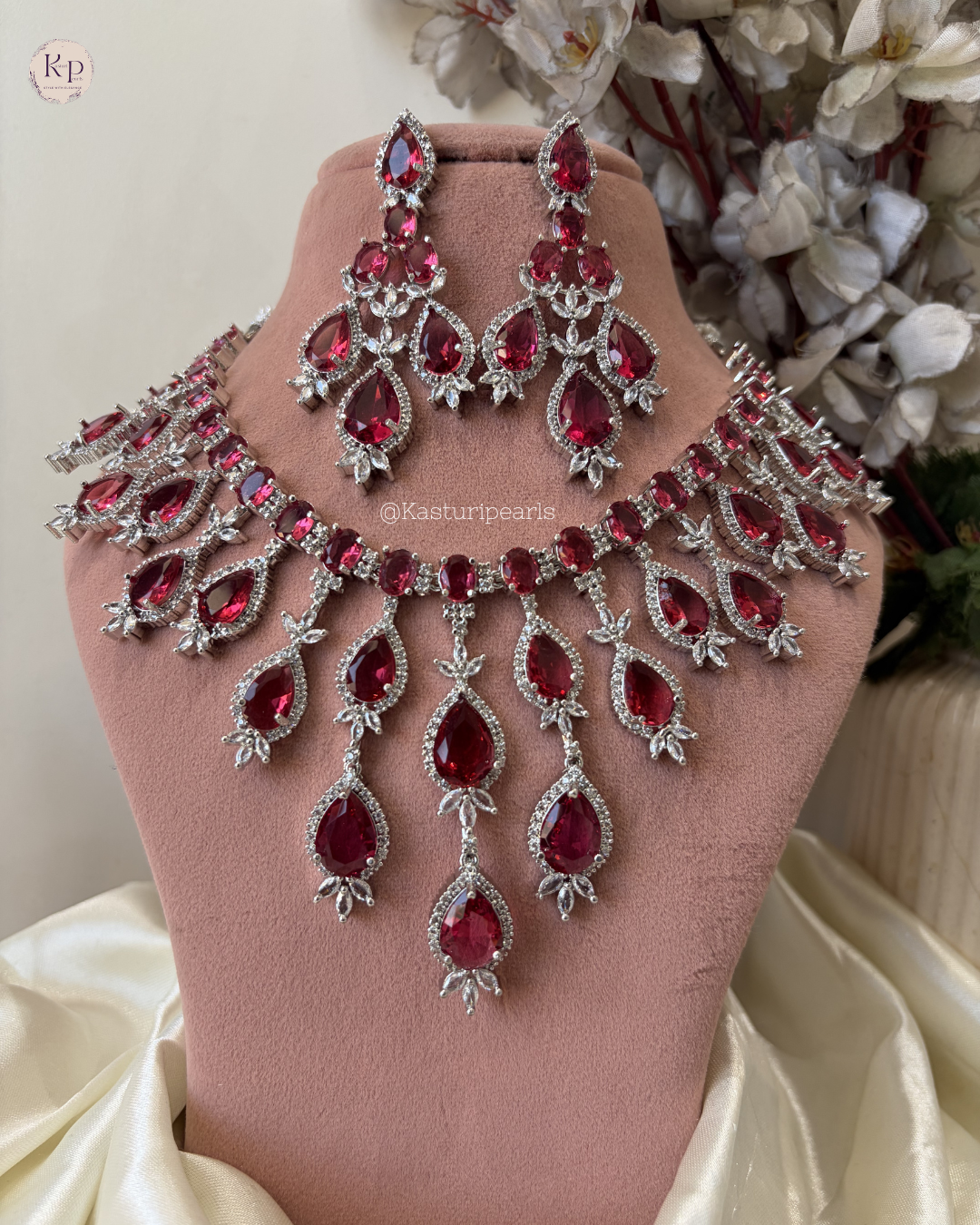 Raziya Ruby AD Neckset