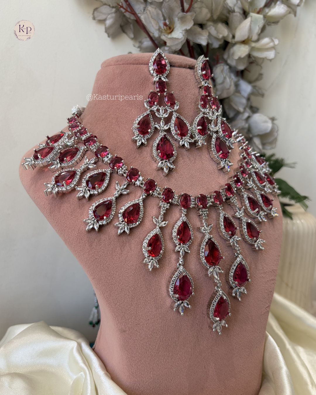 Raziya Ruby AD Neckset