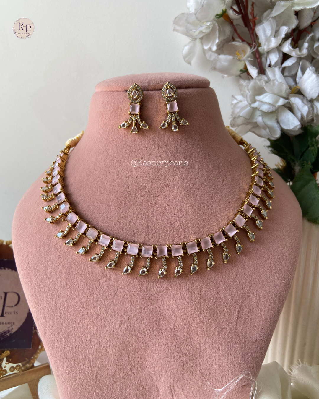 Rakshita  mehendi polish Ad Neckset