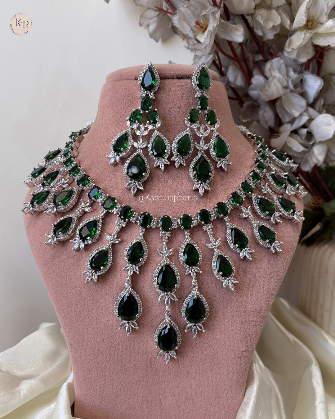 Raziya green AD Neckset