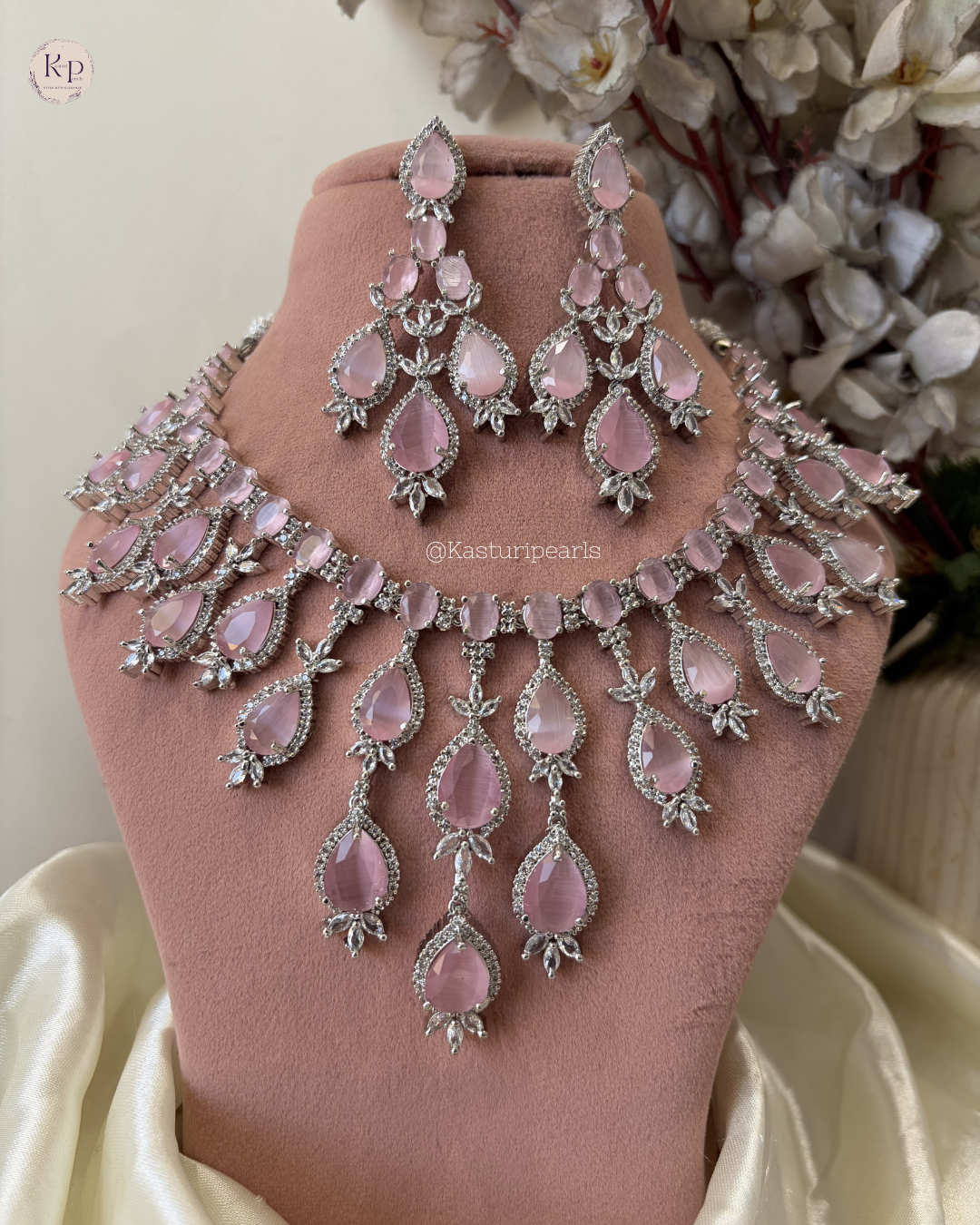 Raziya Pink AD Neckset