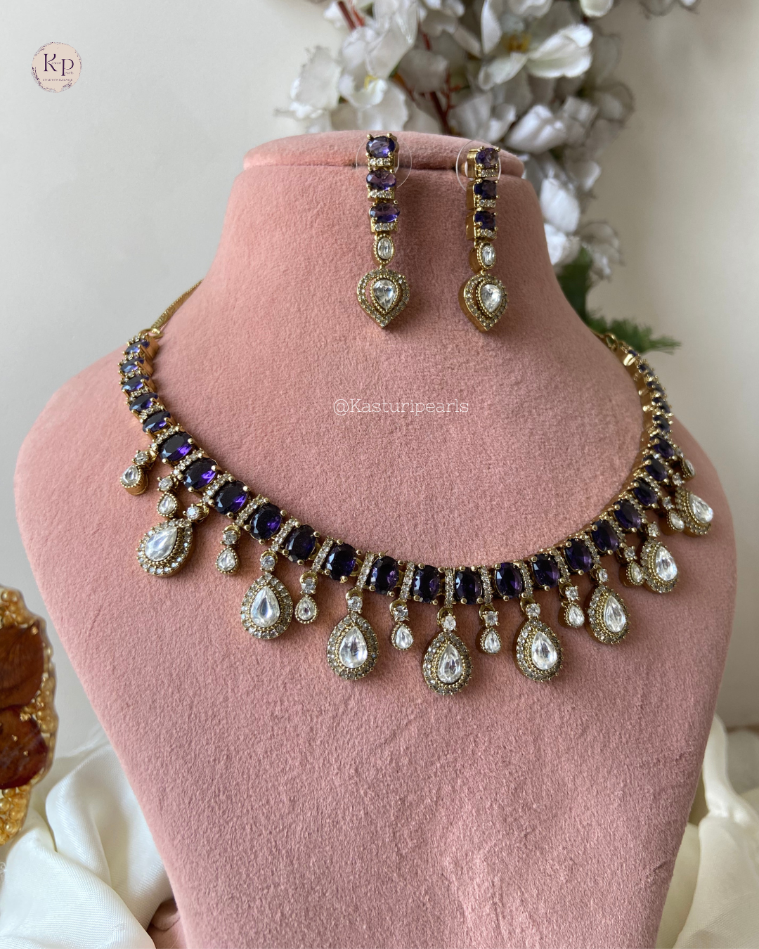 Reema Victorian Polish Necksets