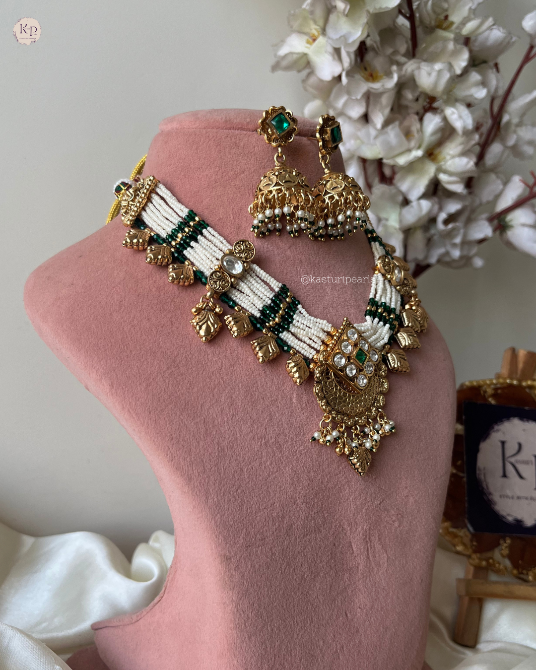 Riddhi Antique Short Moti Choker set