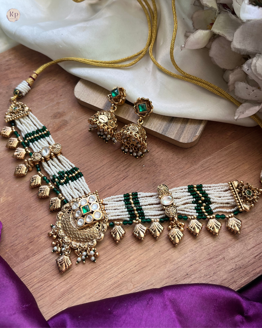 Riddhi Antique Short Moti Choker set