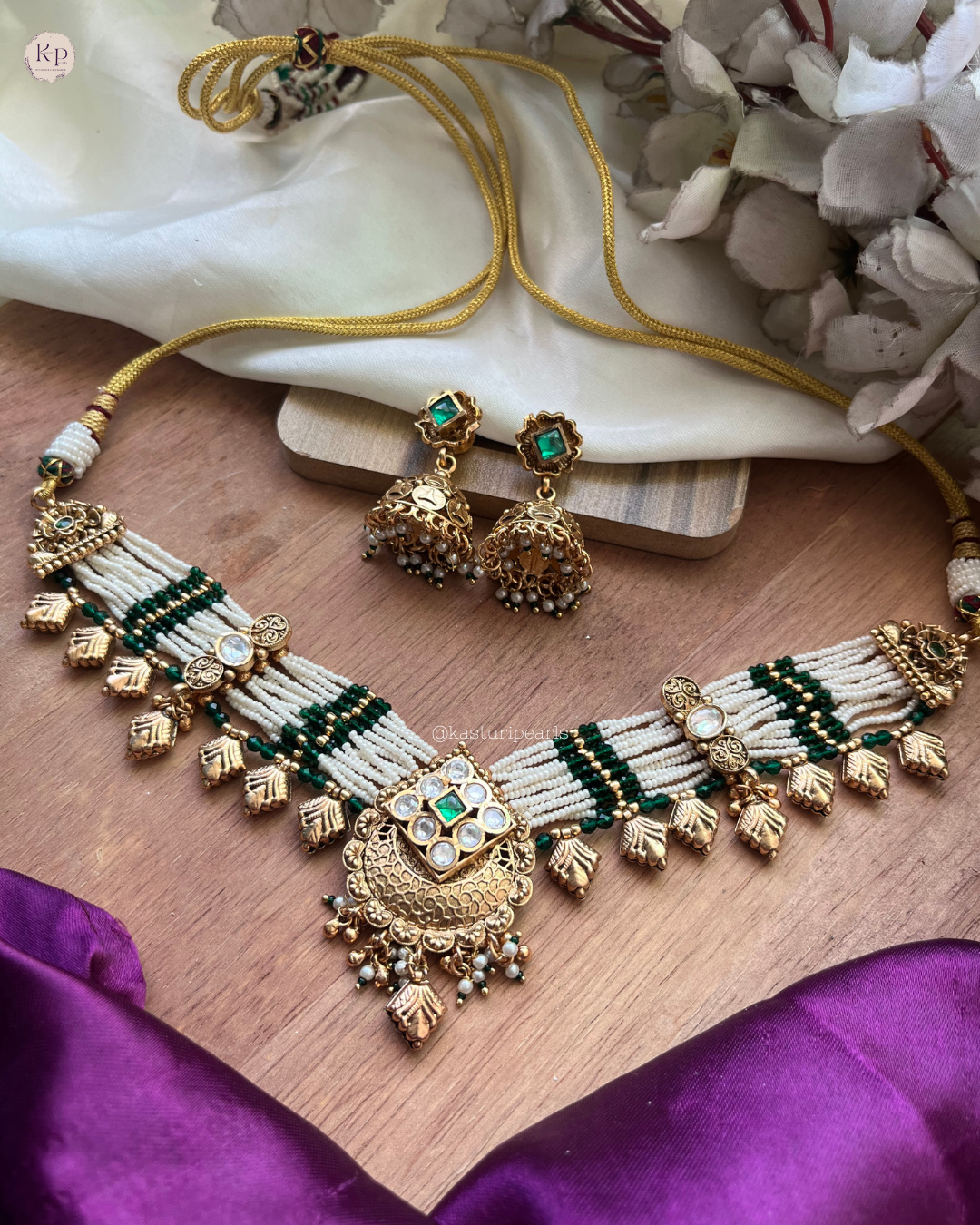 Riddhi Antique Short Moti Choker set
