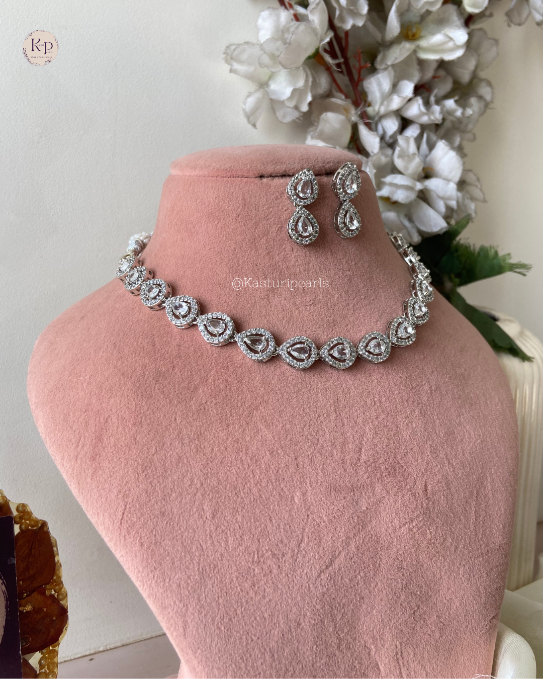 Rushali Silver Ad Neckset
