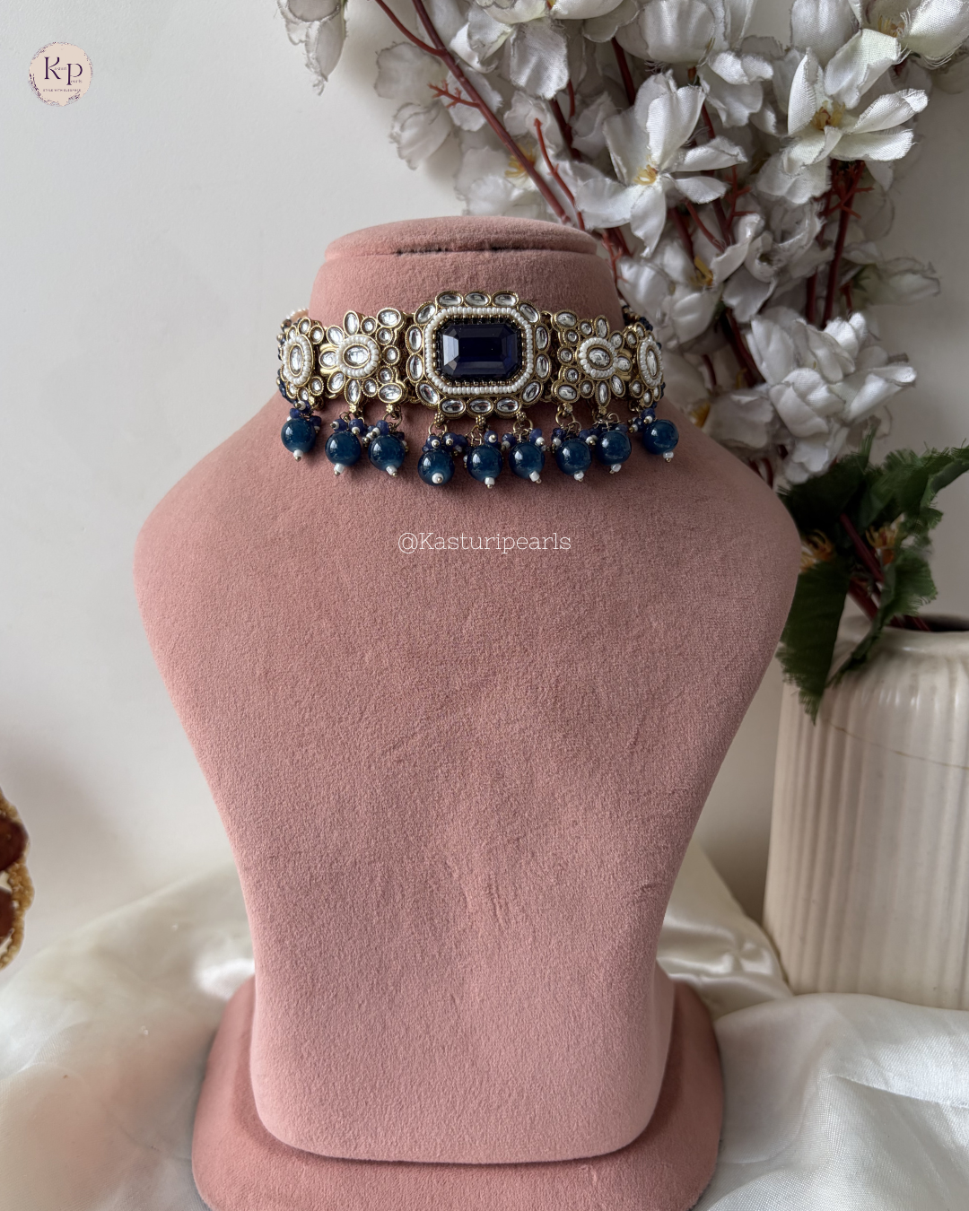 Samaira Mehendi Polish Kundan Neckset