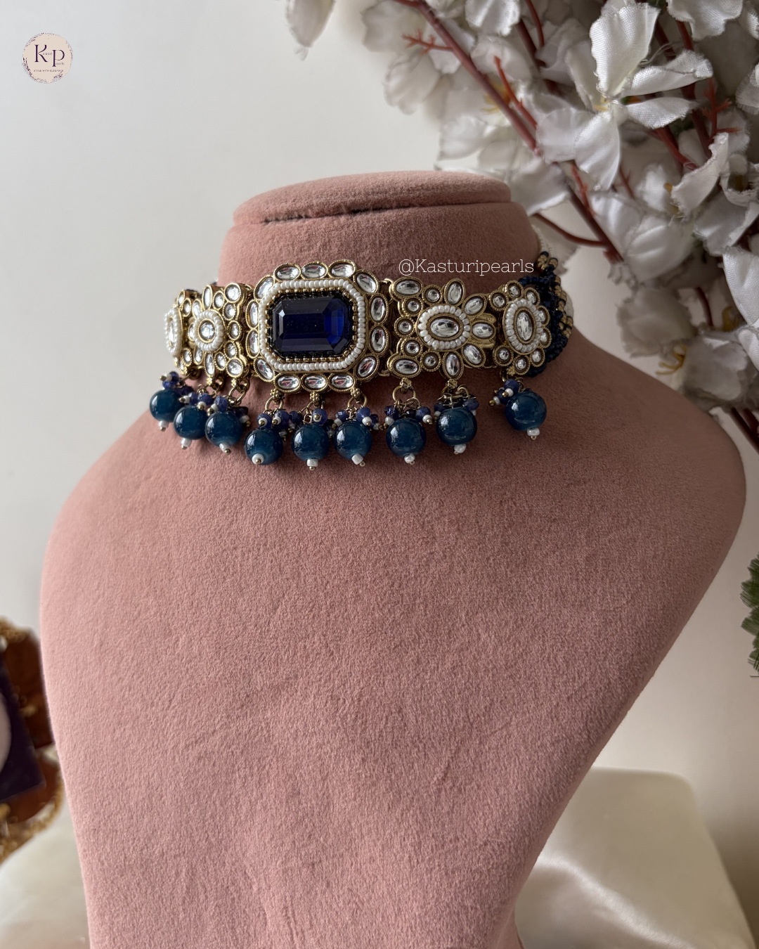 Samaira Mehendi Polish Kundan Neckset