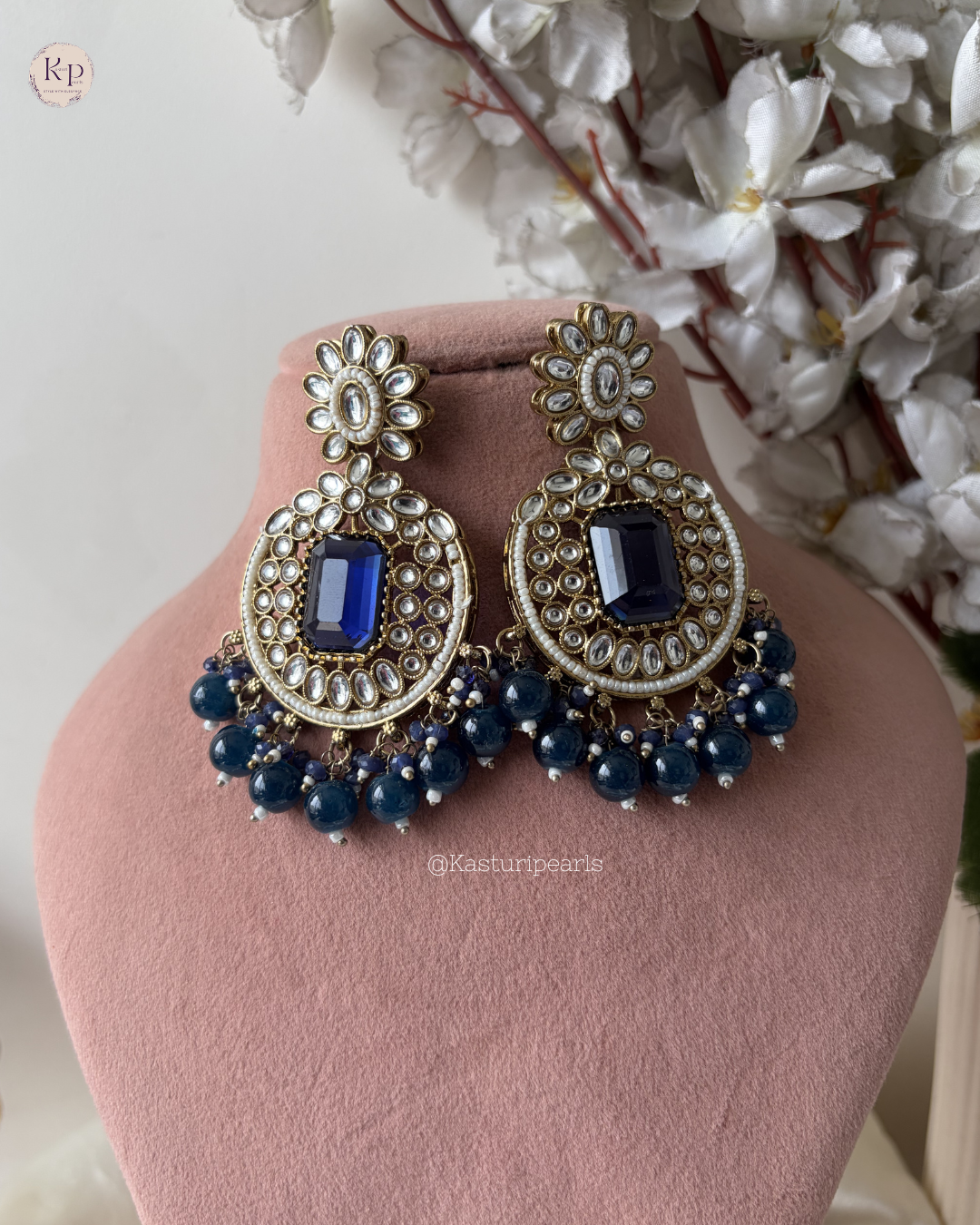 Samaira Mehendi Polish Kundan Neckset