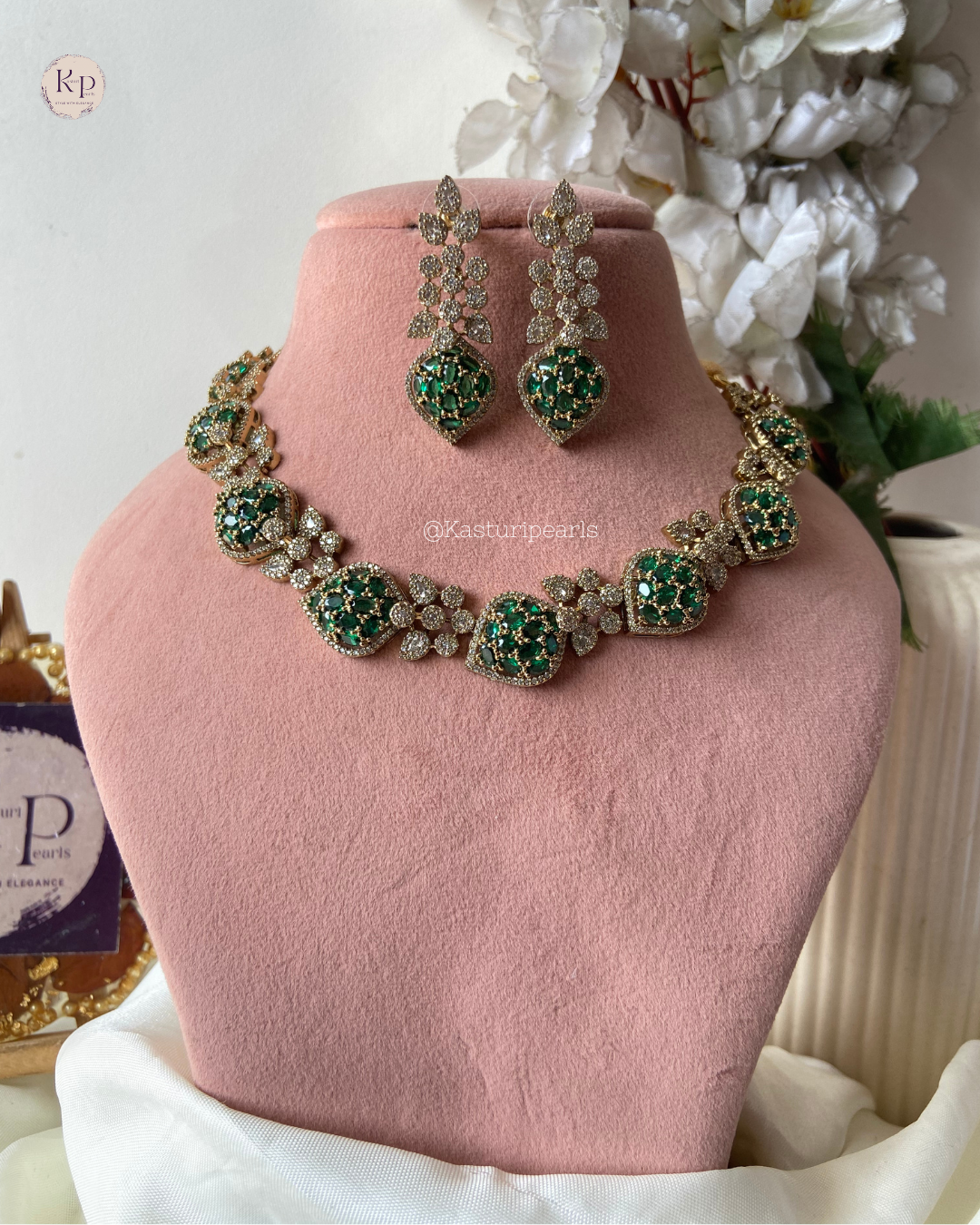 Sanjana Green Mehendi Polish Neckset