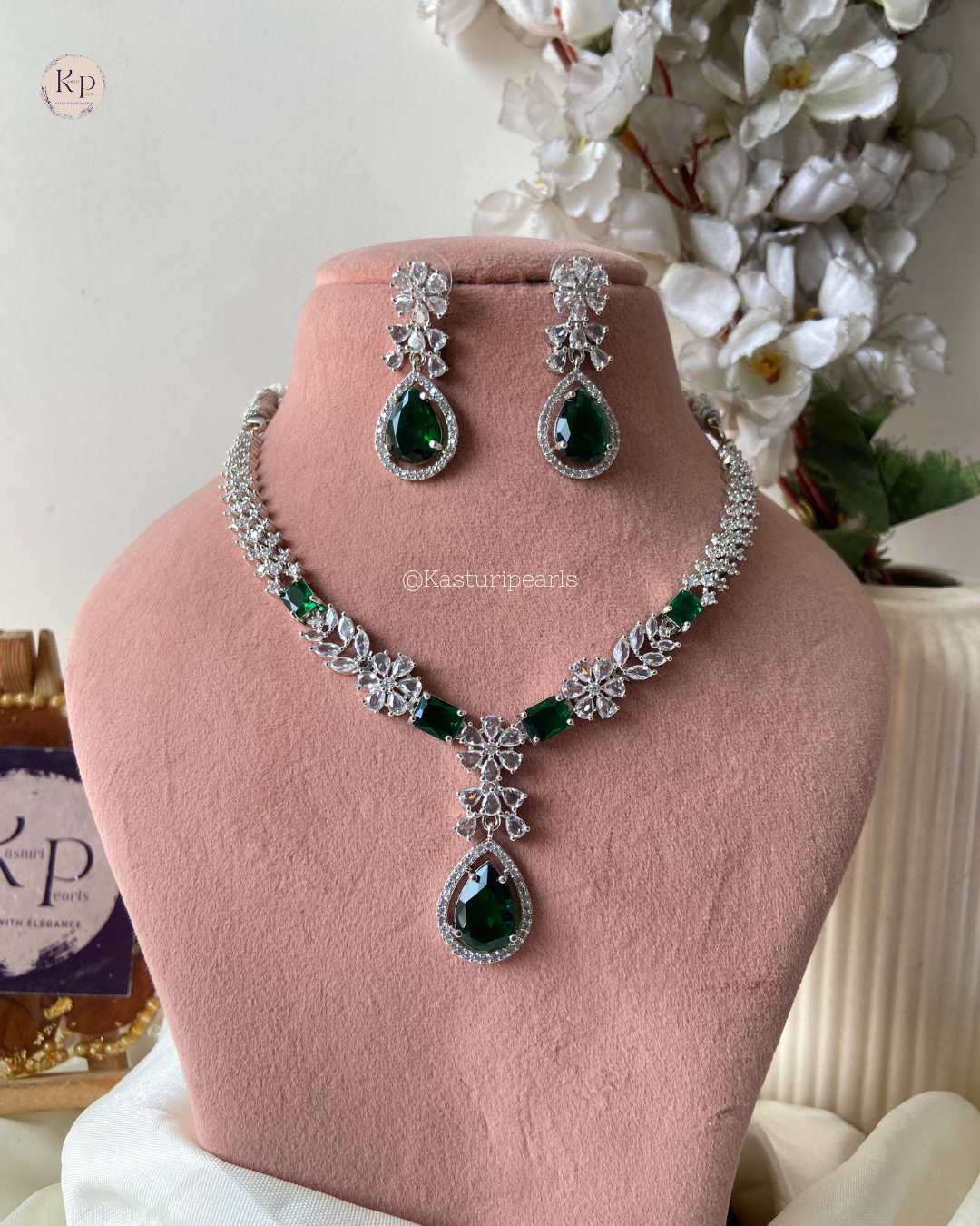 Shanvee Ad Neckset