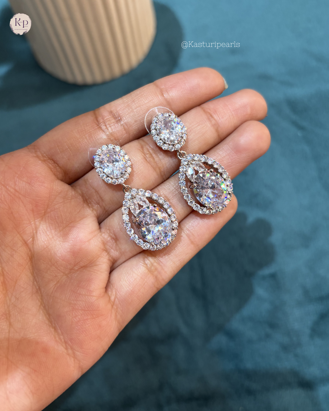 Sheetal Ivory earrings