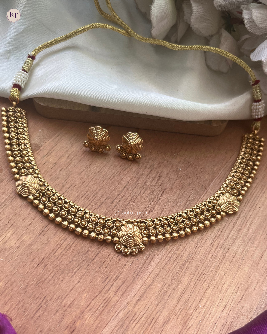 Siya Gold Necklace set