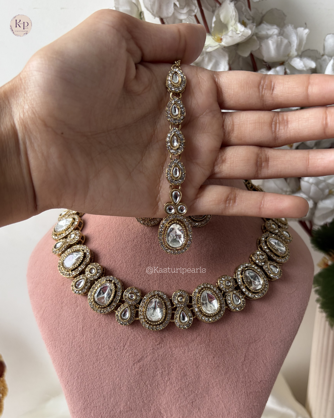 Siyana Ivory Mehendi Polish Kundan Neckset