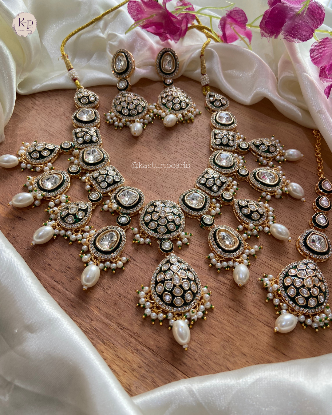 Radhaya Polki Kundan Neckset