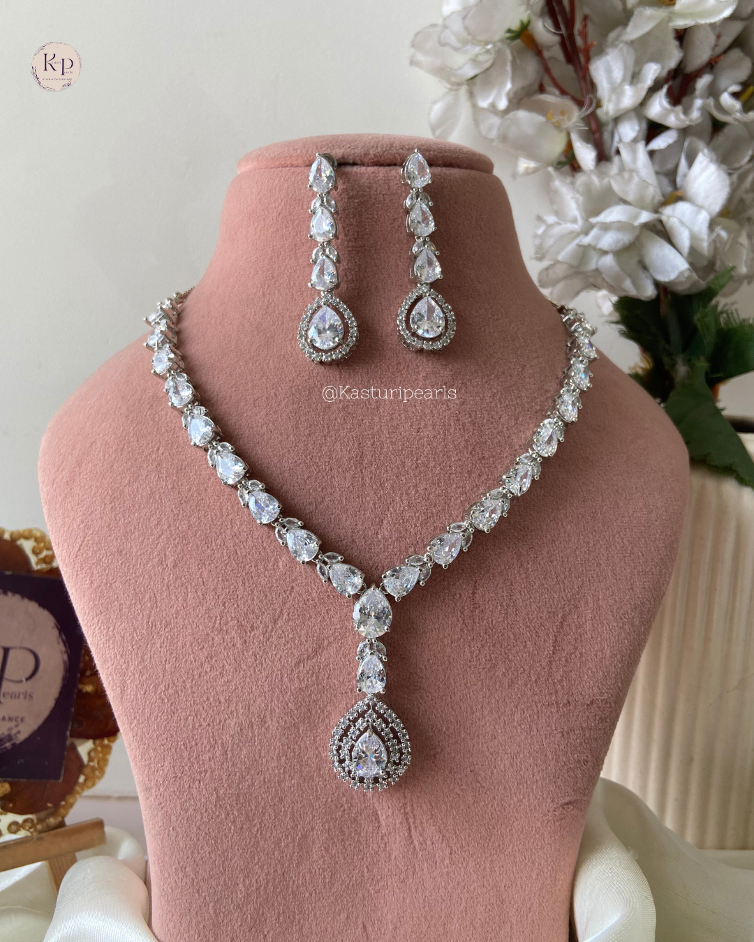 Sonam Ad neckset