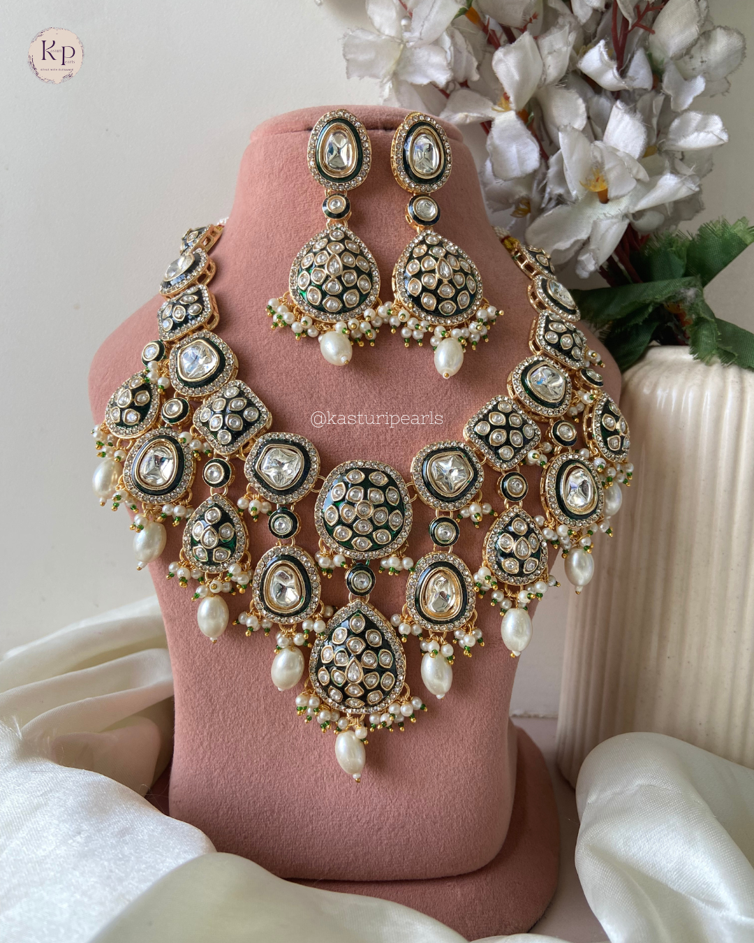 Radhaya Polki Kundan Neckset