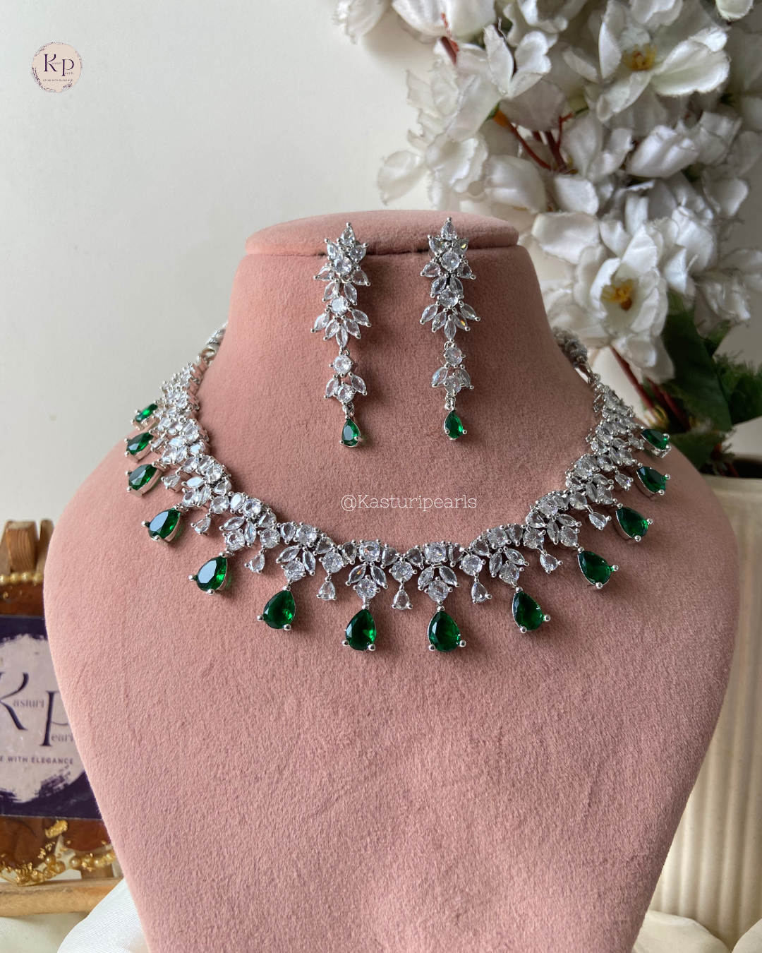 Tamanah Green AD Necklace set