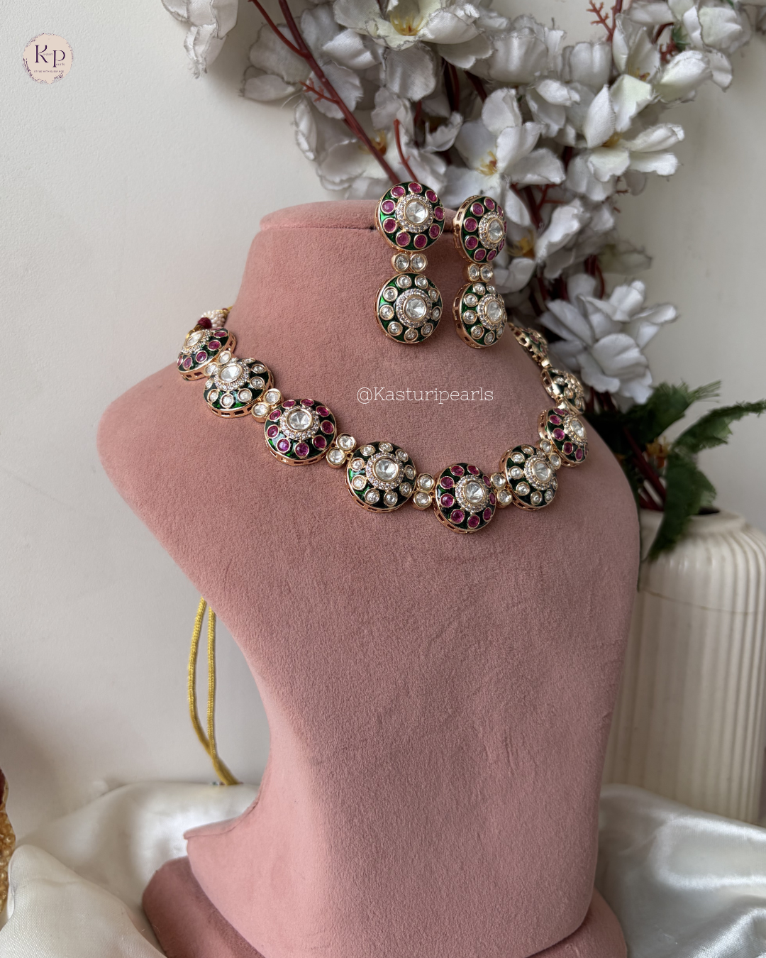 Vartika Moisannite Neckset