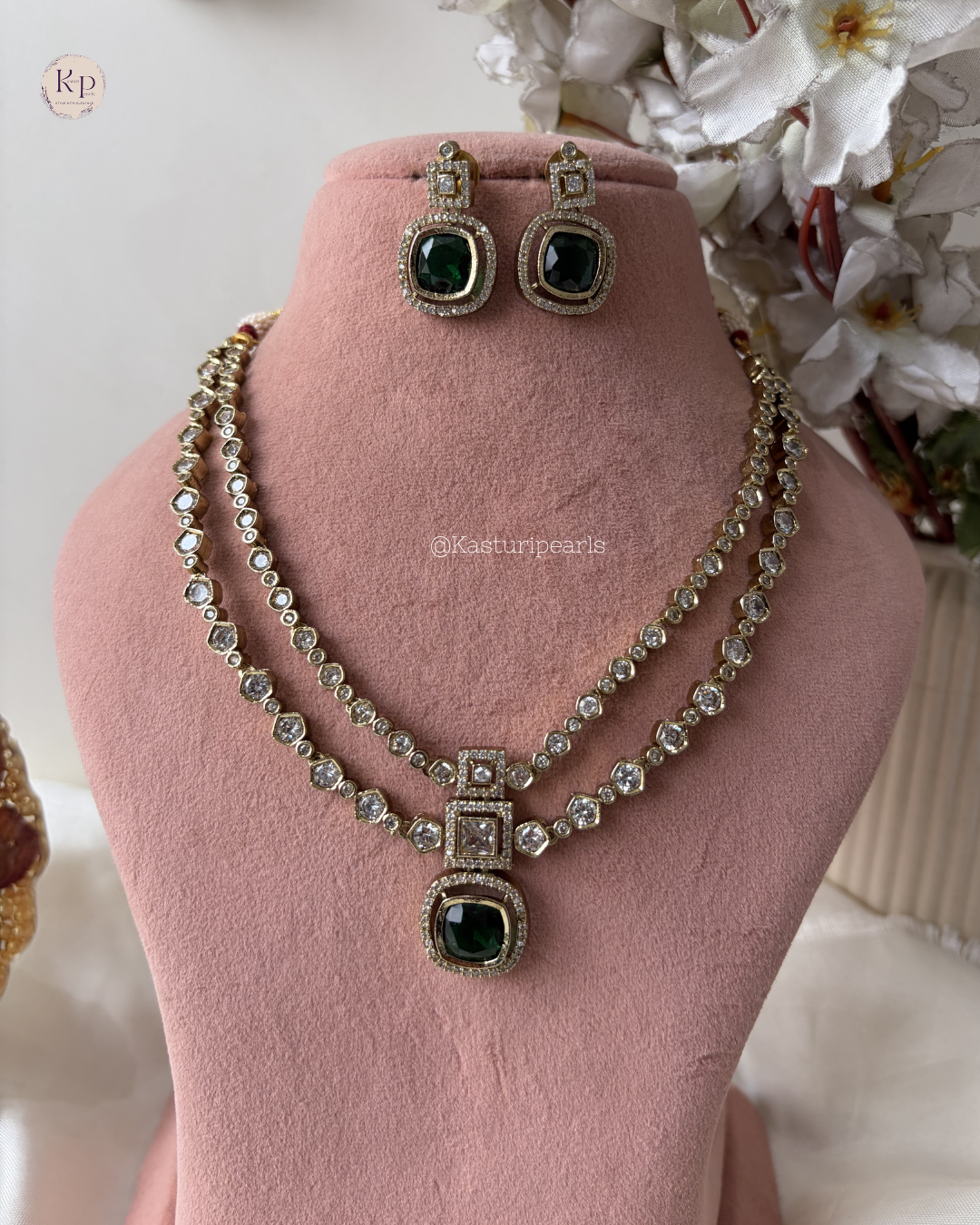 Vedika Victorian Polish Neckset