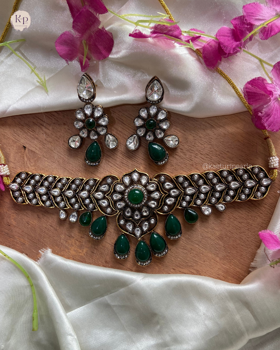 Vish Victorian Polish Neckset