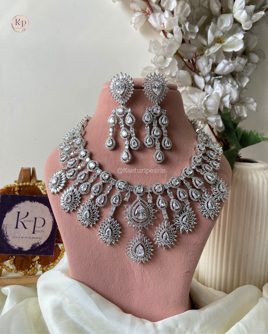 Vishwita AD Neckset