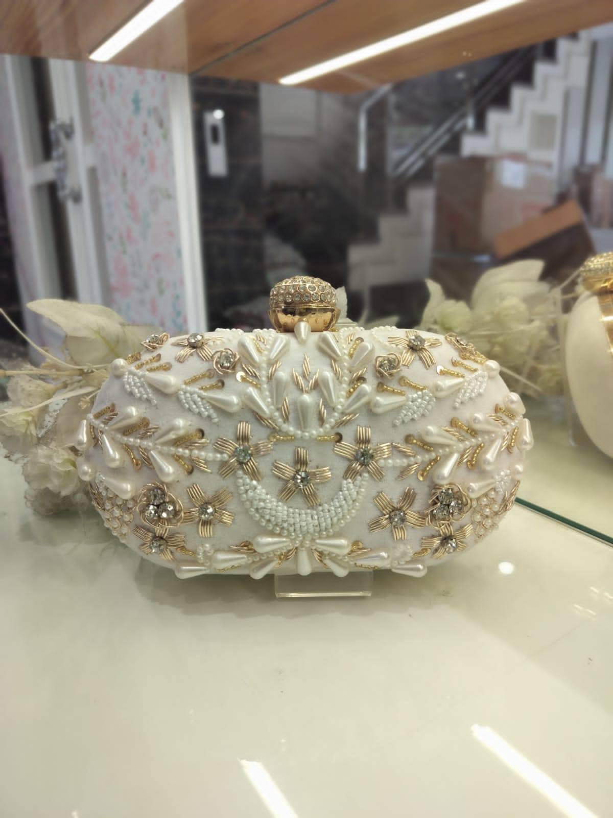 Bridal fancy clutch