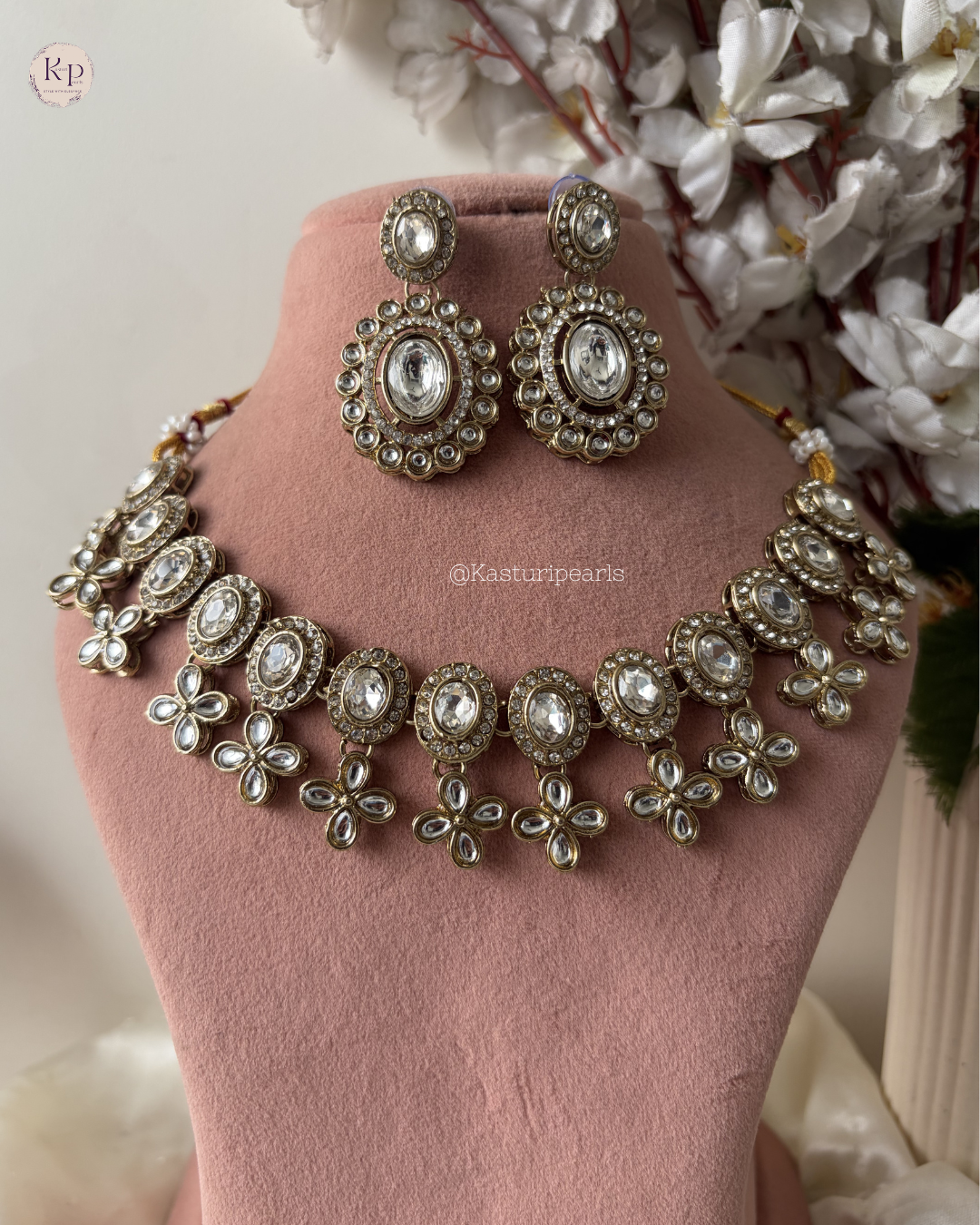 Yamuna Mehendi Polish Kundan Neckset