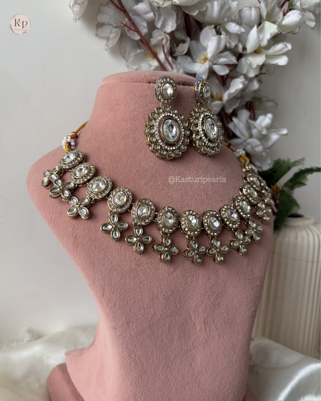Yamuna Mehendi Polish Kundan Neckset
