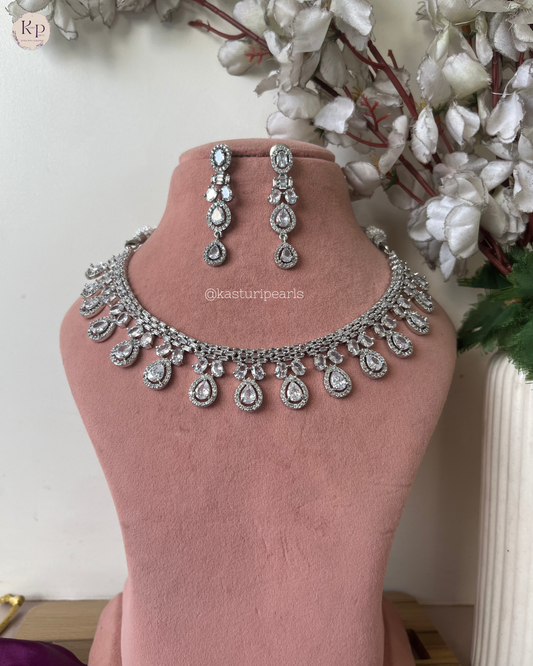 Hema American Diamond Neckset