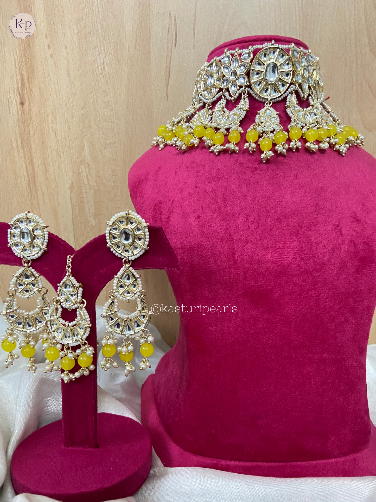 Janiya Kundan neckset