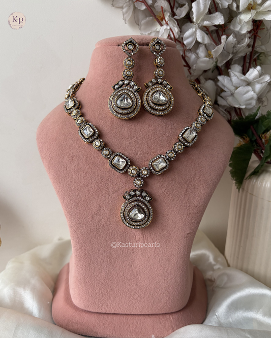 Kripa Moisannite Neckset