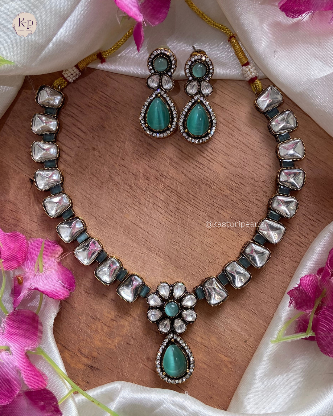 Tina Victorian Polish Neckset