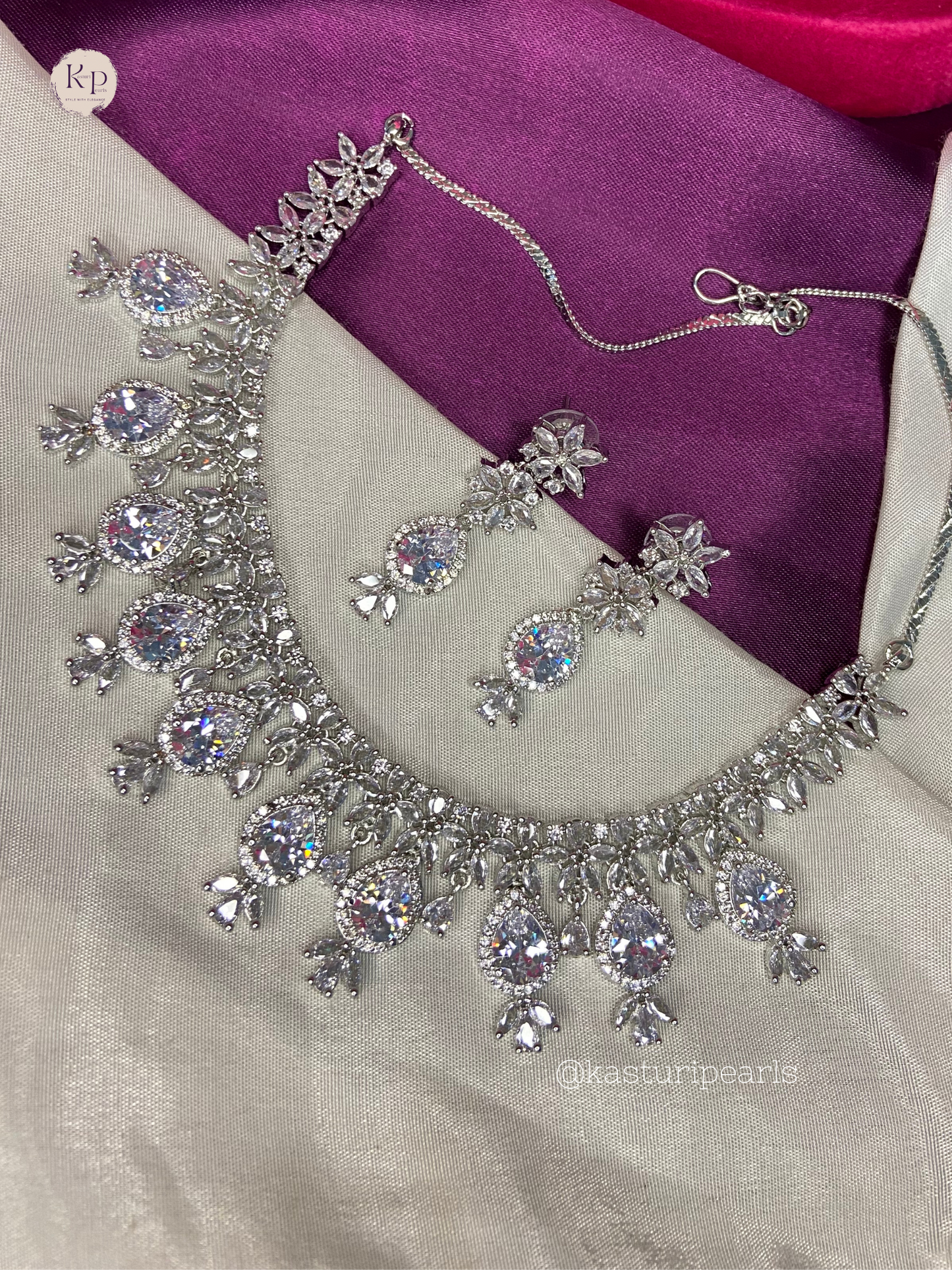 Minti American diamond Neckset